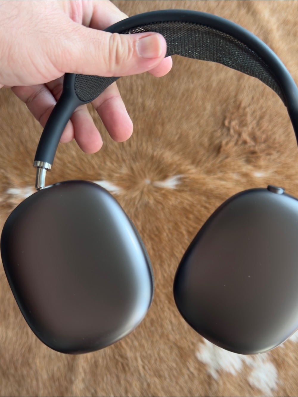 Apple AirPods Max Wireless Over-Ear Headphones — Matte Black